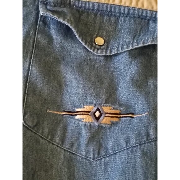 Vtg PLAINS Western Wear Denim Pearl Snap Aztec Shirt Men’s Large Cowboy Western - Picture 2 of 8